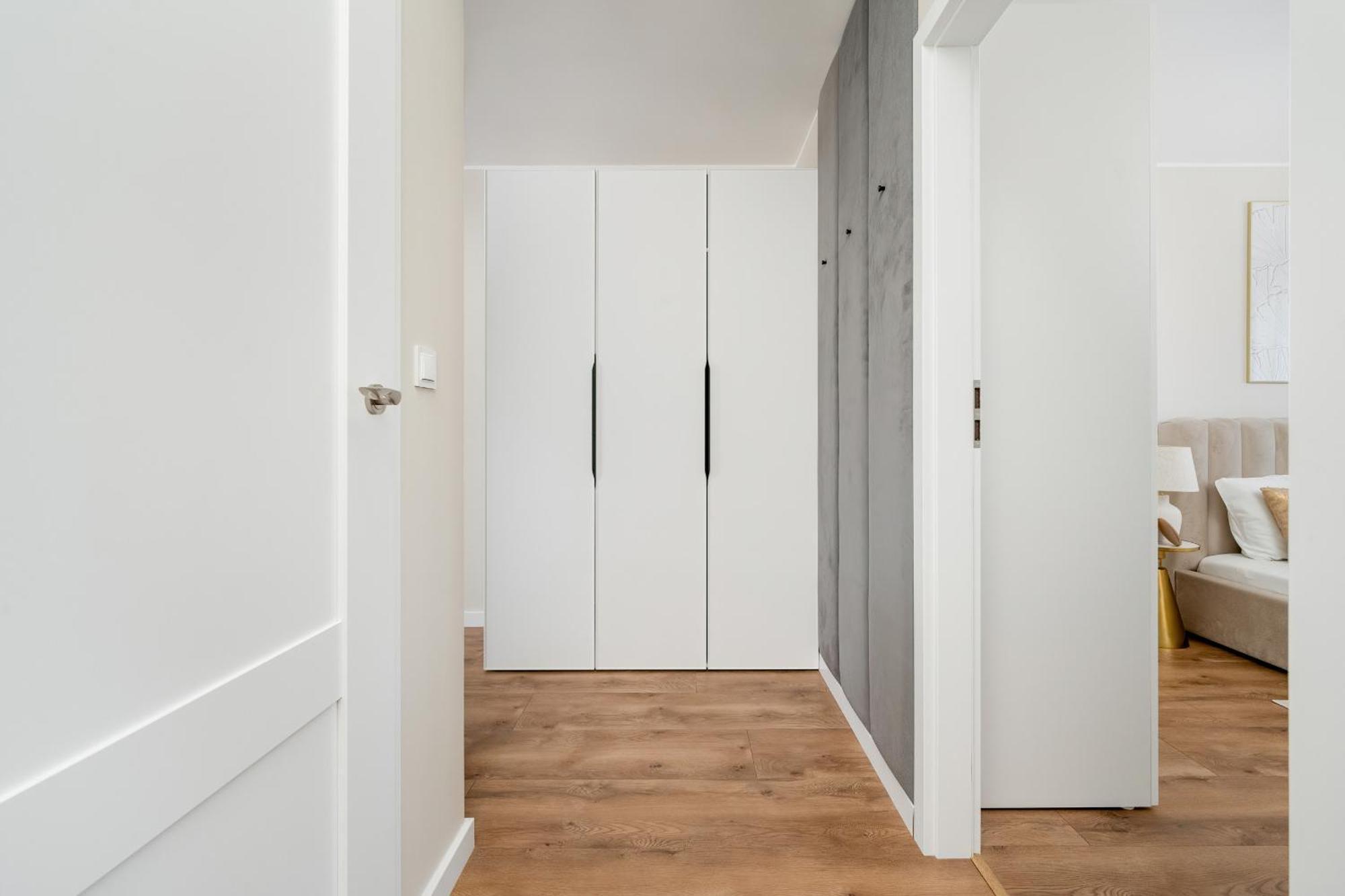Piekny Apartament Wichrowa - 2 Sypialnie Free Garage Wroclaw By Noclegi Renters Esterno foto