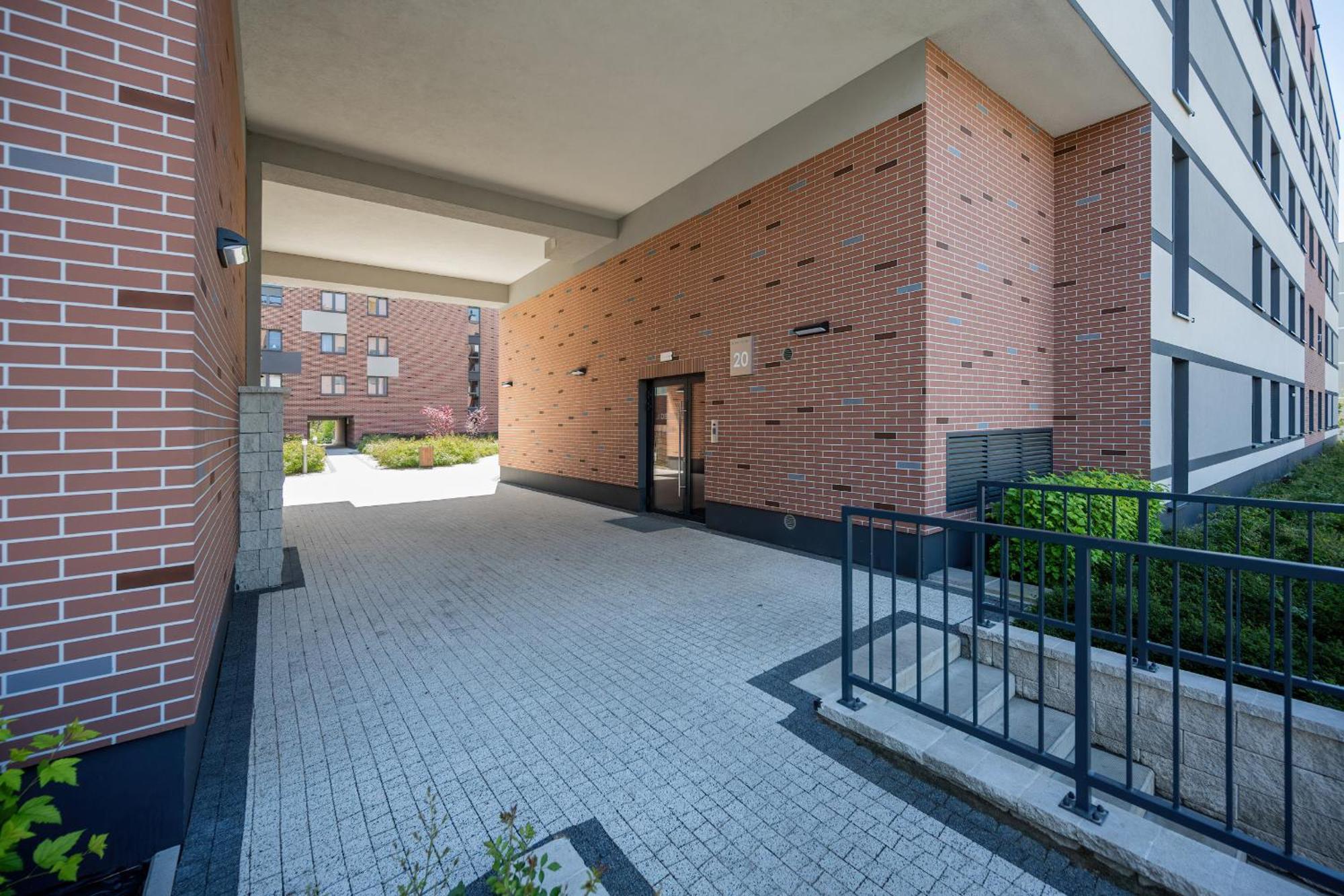 Piekny Apartament Wichrowa - 2 Sypialnie Free Garage Wroclaw By Noclegi Renters Esterno foto