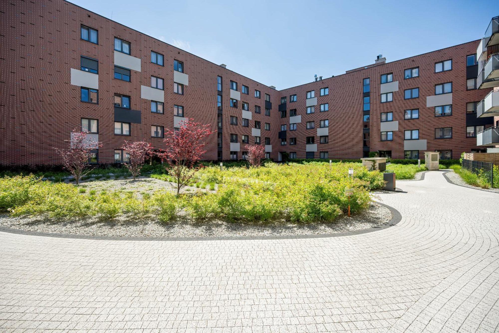 Piekny Apartament Wichrowa - 2 Sypialnie Free Garage Wroclaw By Noclegi Renters Esterno foto